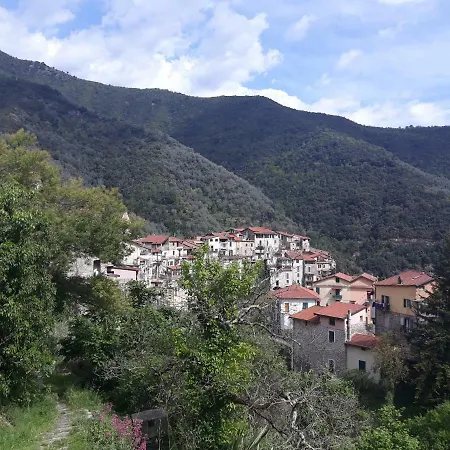 In The Heart Of Liguria شقة